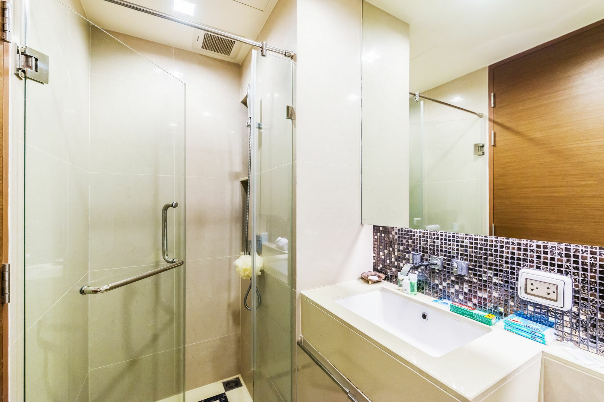 The Address Sathorn By Favstay Bangkok Exterior photo